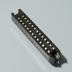 Konektor URS-UGO zásuvka 26 pinů Silver - NOS