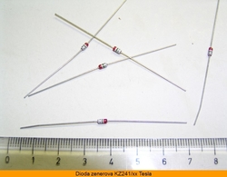 KZ141 dioda zenerova Tesla 5,1V/0,4W - NOS