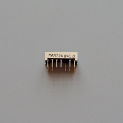 MAN72A sedmisegmentový LED display 