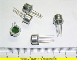 KFY34 tranzistor Tesla - NOS