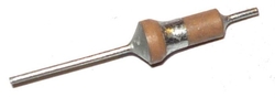 TK594 průchodkový kondenzátor 1n5 letovací